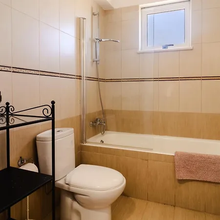 Apartamento Athina Mackenzie 2 Bedroom Flat With Pool Lárnaca
